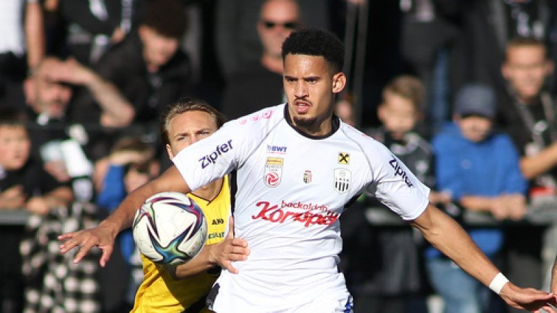  Verlassen Mamoudou Karamoko und Alexander Schmidt den LASK?