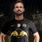 Trikot der Woche #128: Meistertrikot von Red Bull Salzburg