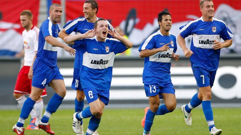 2012, zweite Qualifikationsrunde: Düdelingen - Salzburg 4:4. Düdelingen siegt aufgrund der Auswärtstorregel.