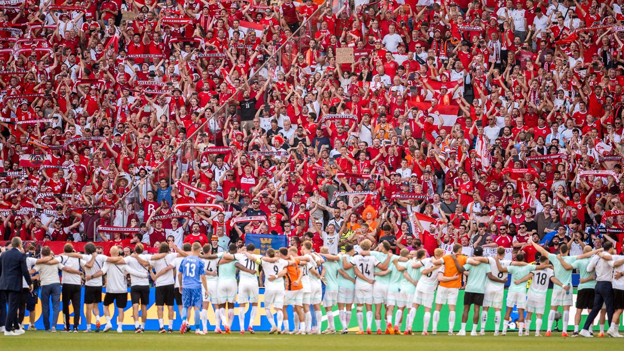 These: Alles andere als ein Sieg Österreichs wäre sowohl für das ÖFB-Team als auch für die Fans eine Riesen-Enttäuschung. Die Erwartungshaltung in Fußball-Österreich ist zurecht hoch!