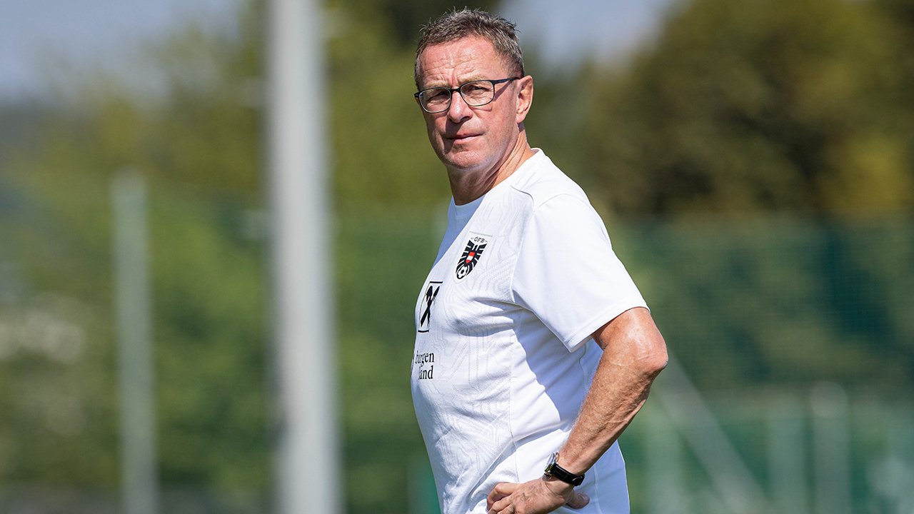 These: Ralf Rangnick soll weiter im Ausland nach potenziellen Teamspielern suchen – vor allem im Sturm sind wir noch nicht WM-reif.